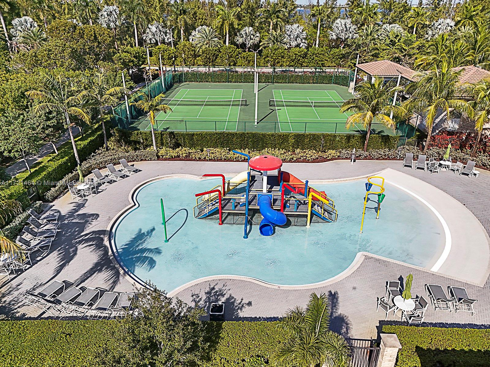 Residential, Doral, Florida image 20