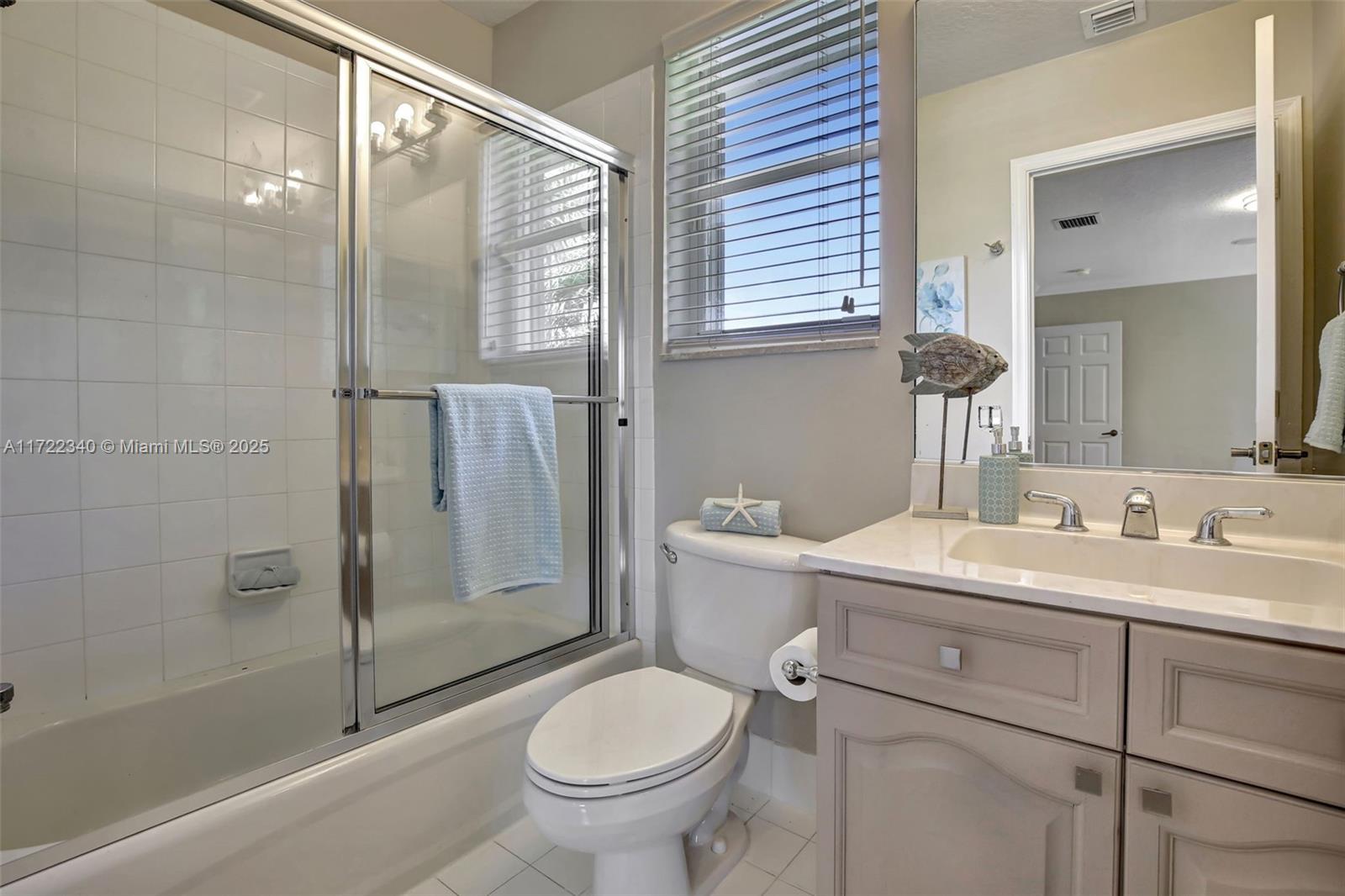 1781 Harbor Pointe Cir, Weston, Florida image 36