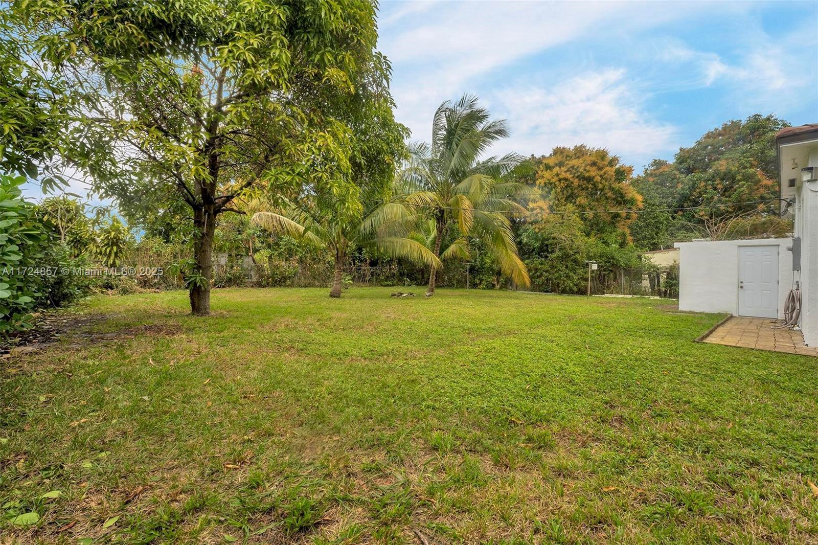 Listing Photo 23