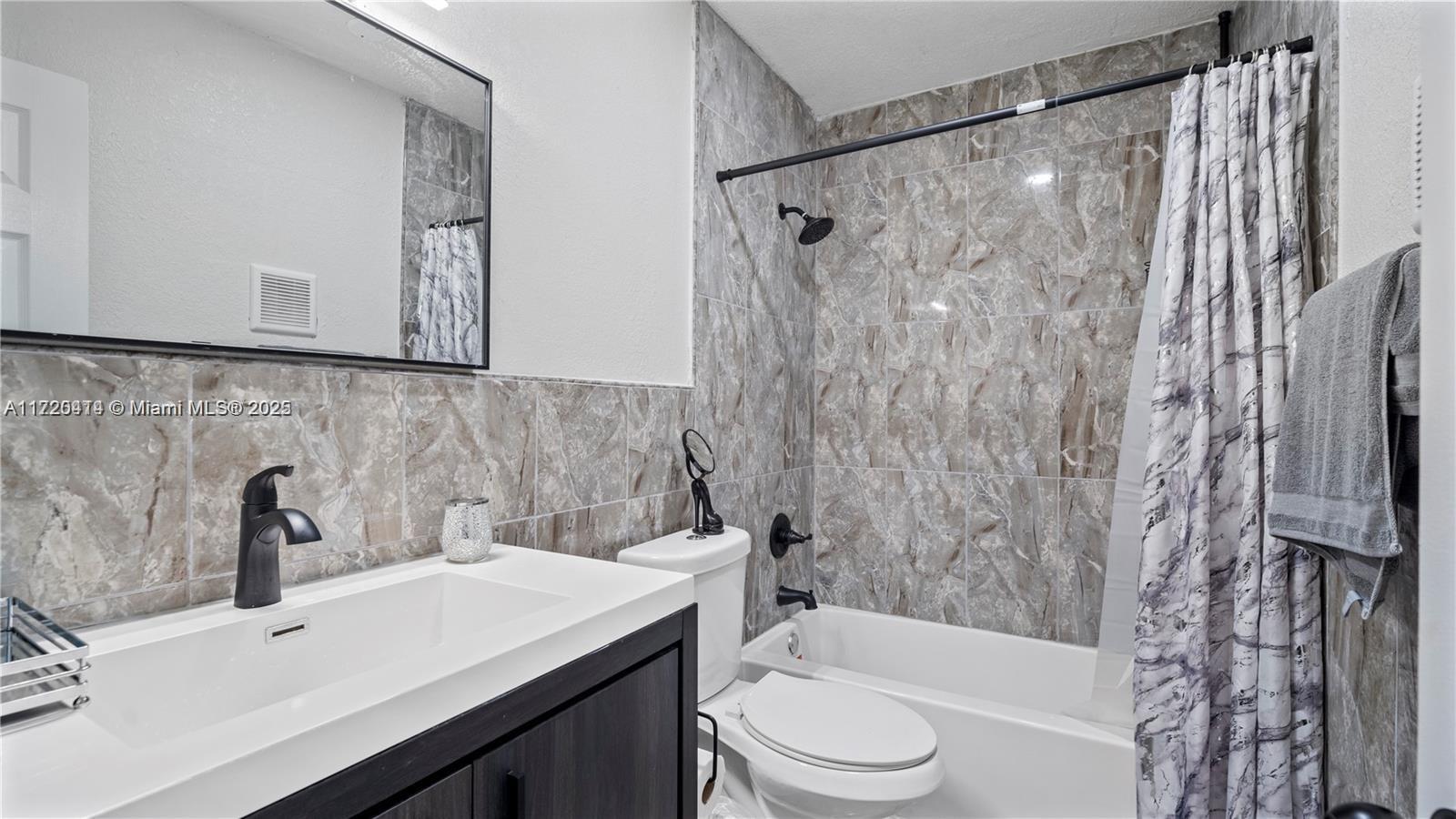 19458 NW 28th Pl #19458, Miami Gardens, Florida image 19