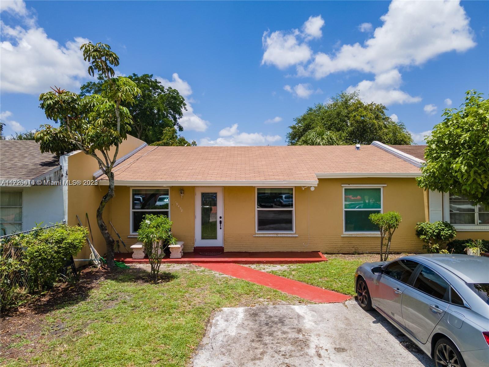 19458 NW 28th Pl #19458, Miami Gardens, Florida image 2