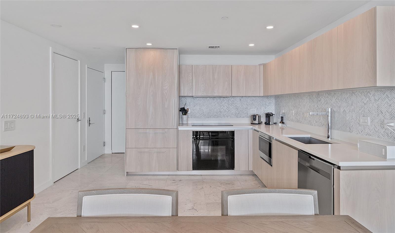3131 NE 7th Ave #2203, Miami FL 33137