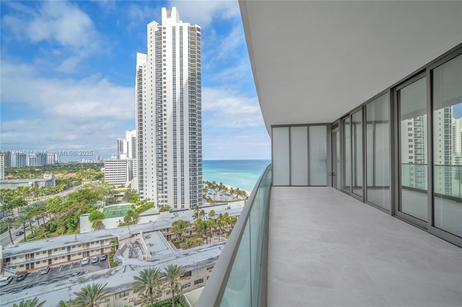 18975 Collins Ave #903, Sunny Isles Beach, Florida image 44