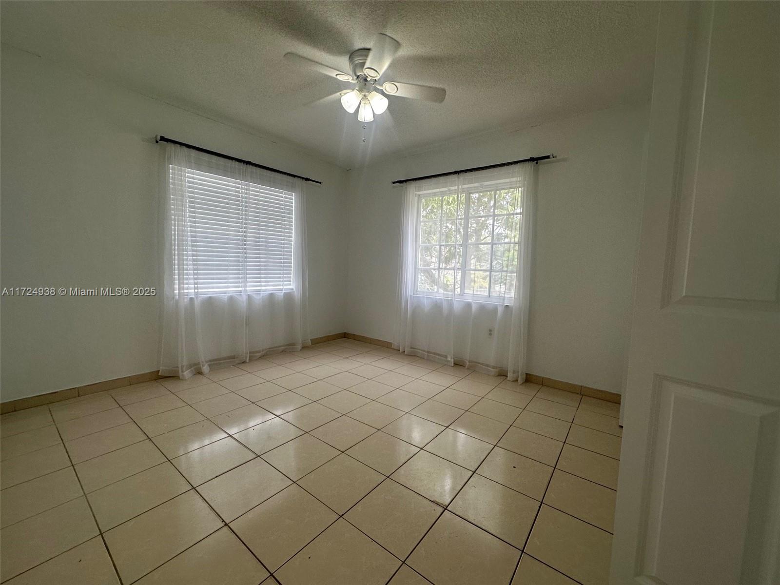 101 E 41st St, Hialeah, Florida image 15