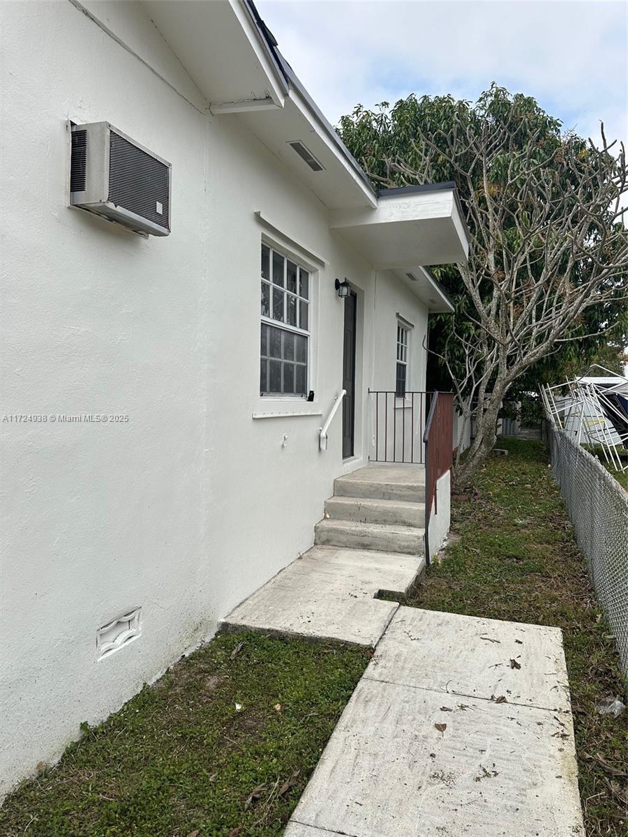 101 E 41st St, Hialeah, Florida image 21