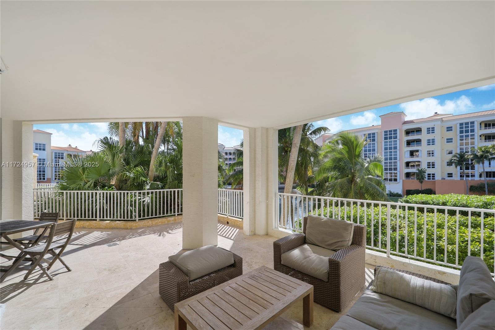 705 Crandon Blvd #206, Key Biscayne, Florida image 4