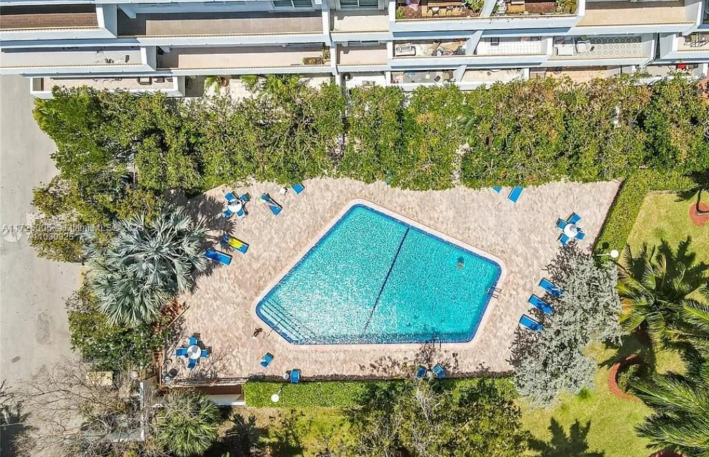 155 Ocean Lane Dr #907, Key Biscayne FL 33149