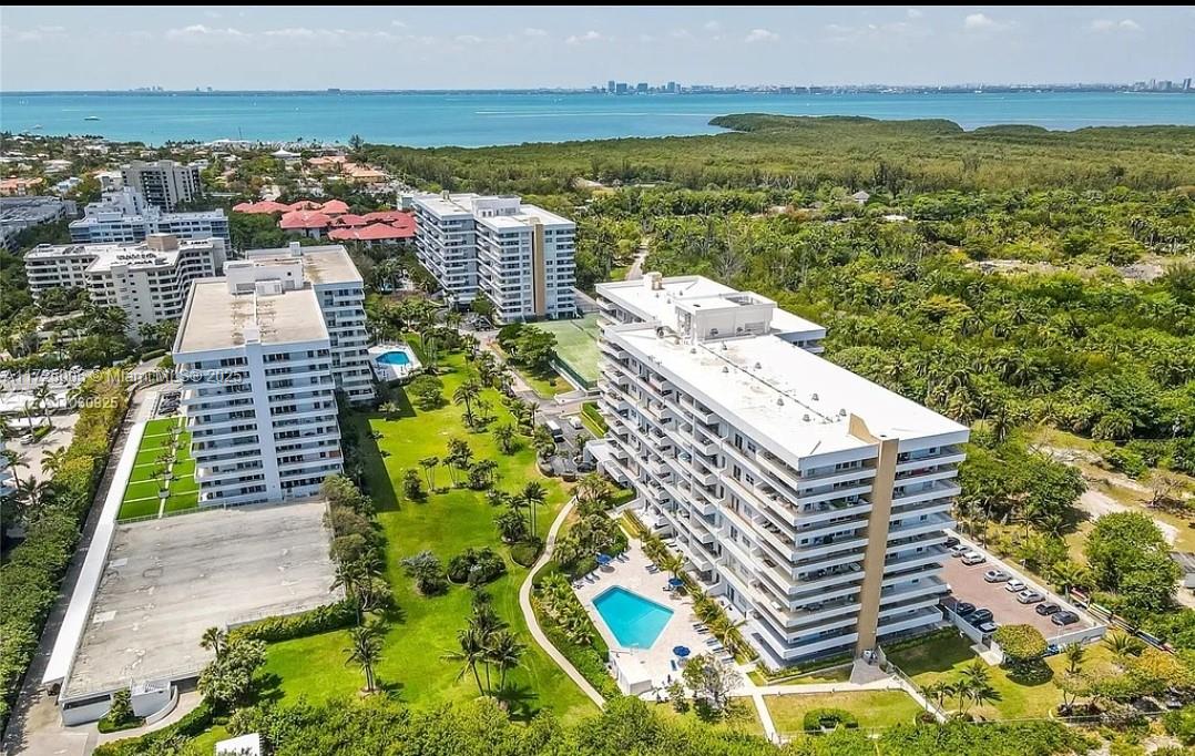 155 Ocean Lane Dr #907, Key Biscayne FL 33149