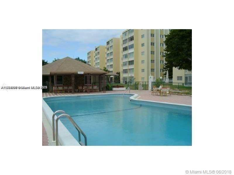 Residential, Hallandale Beach, Florida image 4