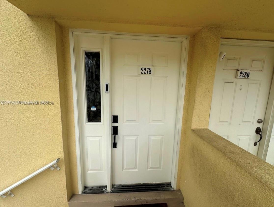 2278 SE 27th Dr #201-G, Homestead, Florida image 3