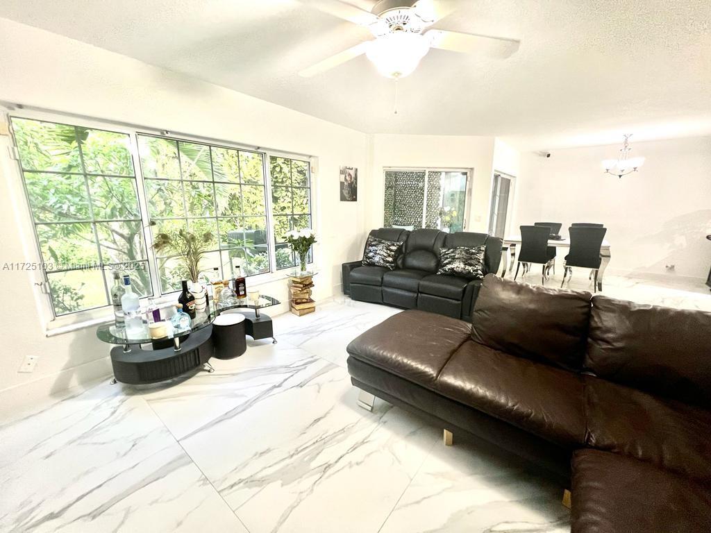 3462 NW 99th Way, Coral Springs, Florida image 3