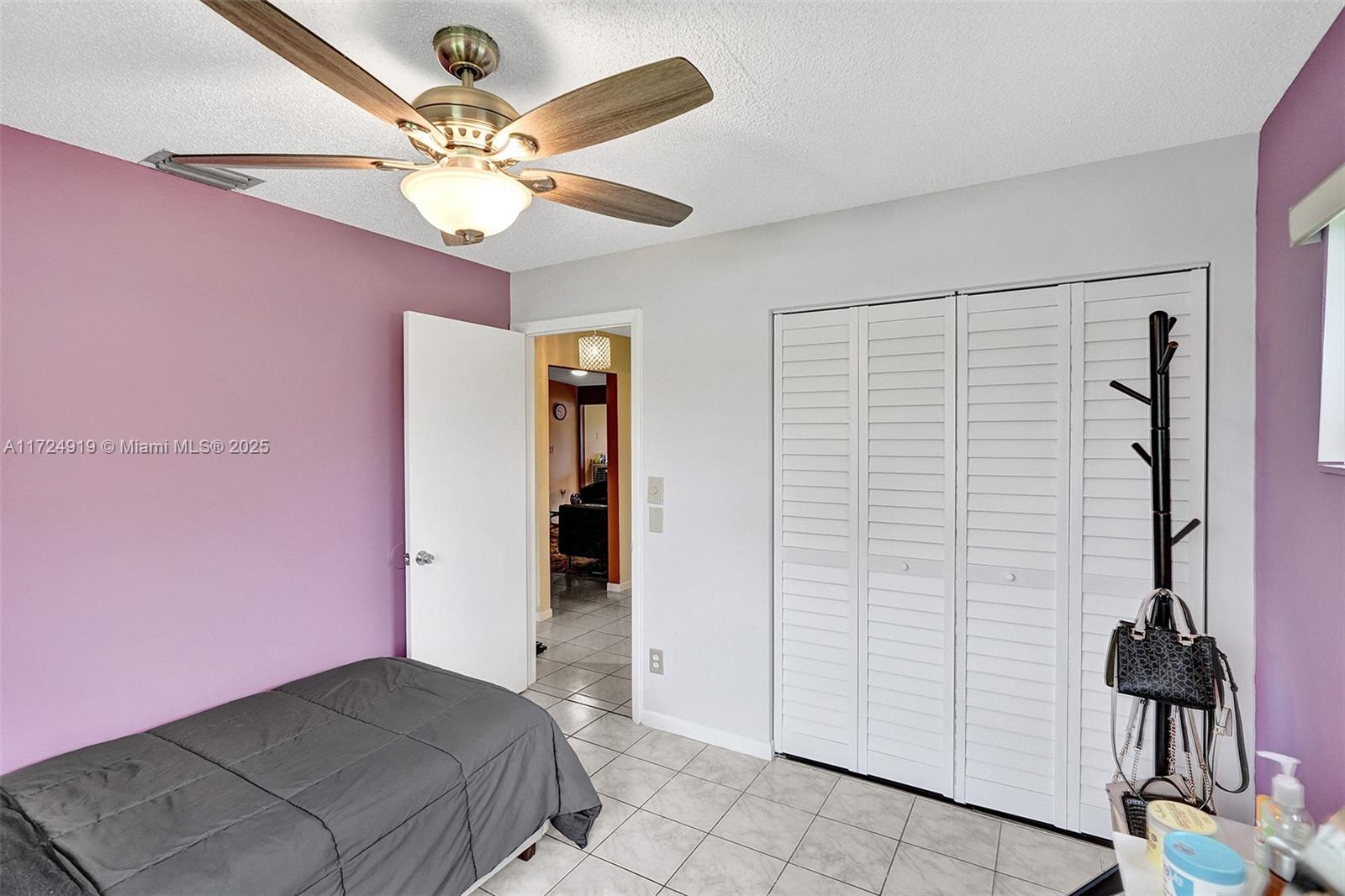 9430 S Meadows Cir, Miramar, Florida image 35