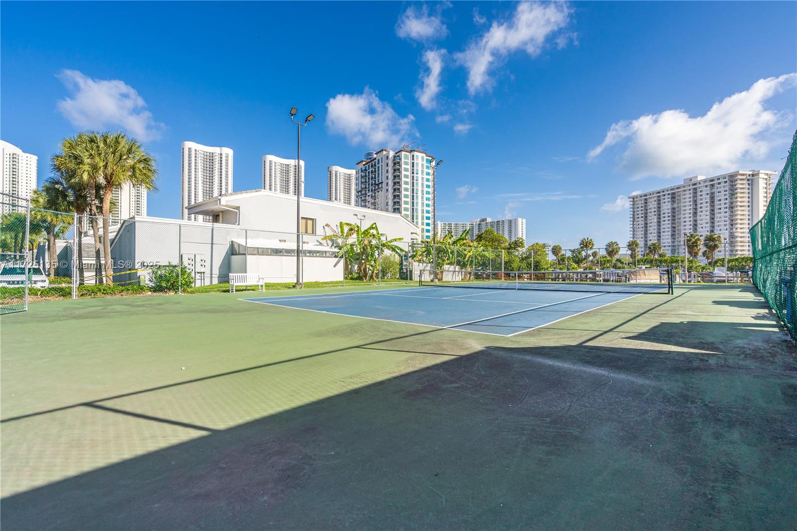 214 Poinciana Dr #204, Sunny Isles Beach, Florida image 35