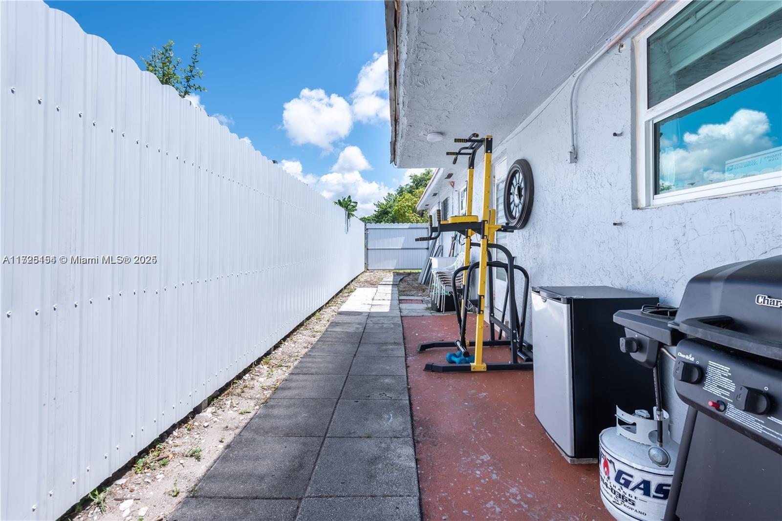 2800 NW 94th St, Miami, Florida image 19