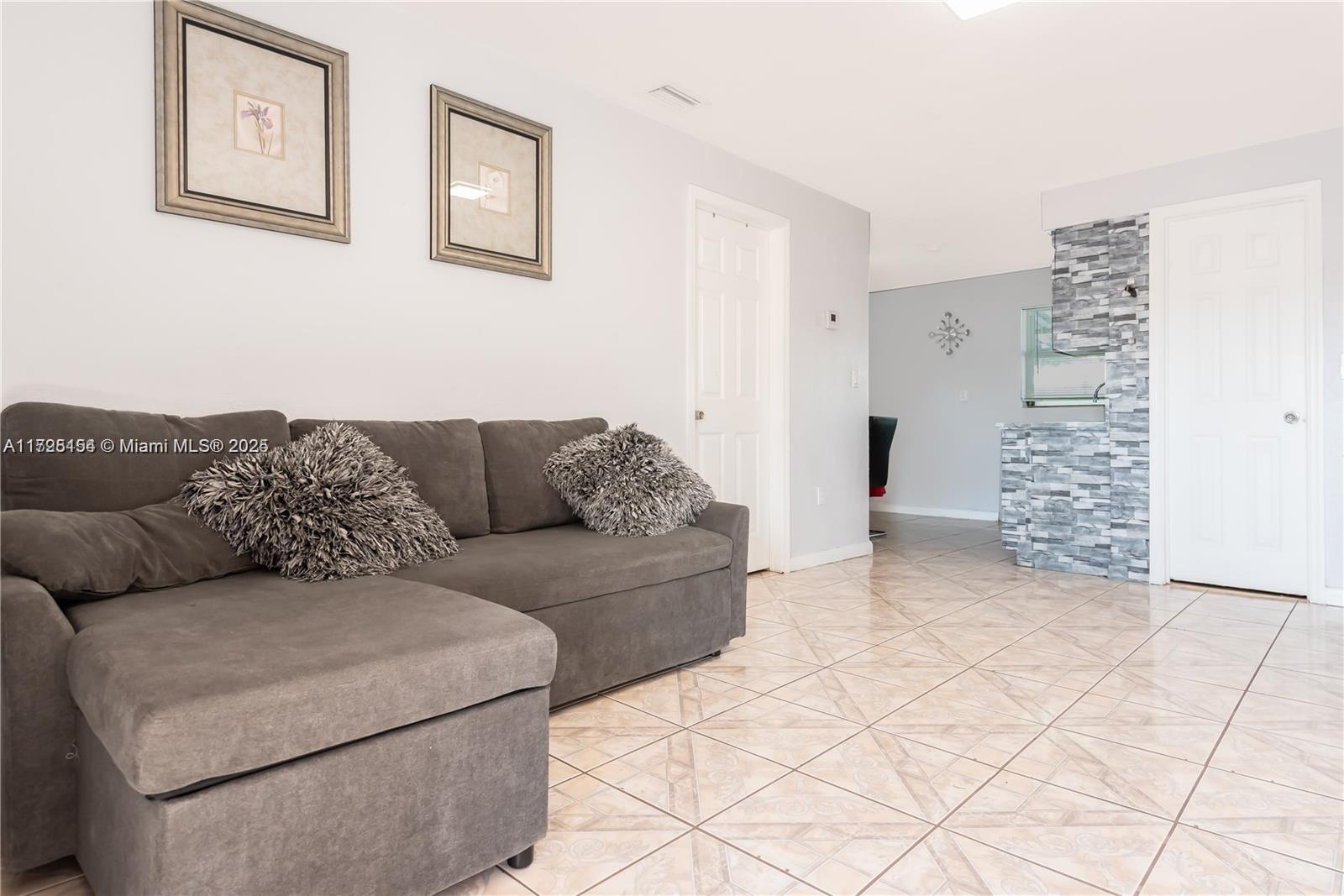 2800 NW 94th St, Miami, Florida image 25