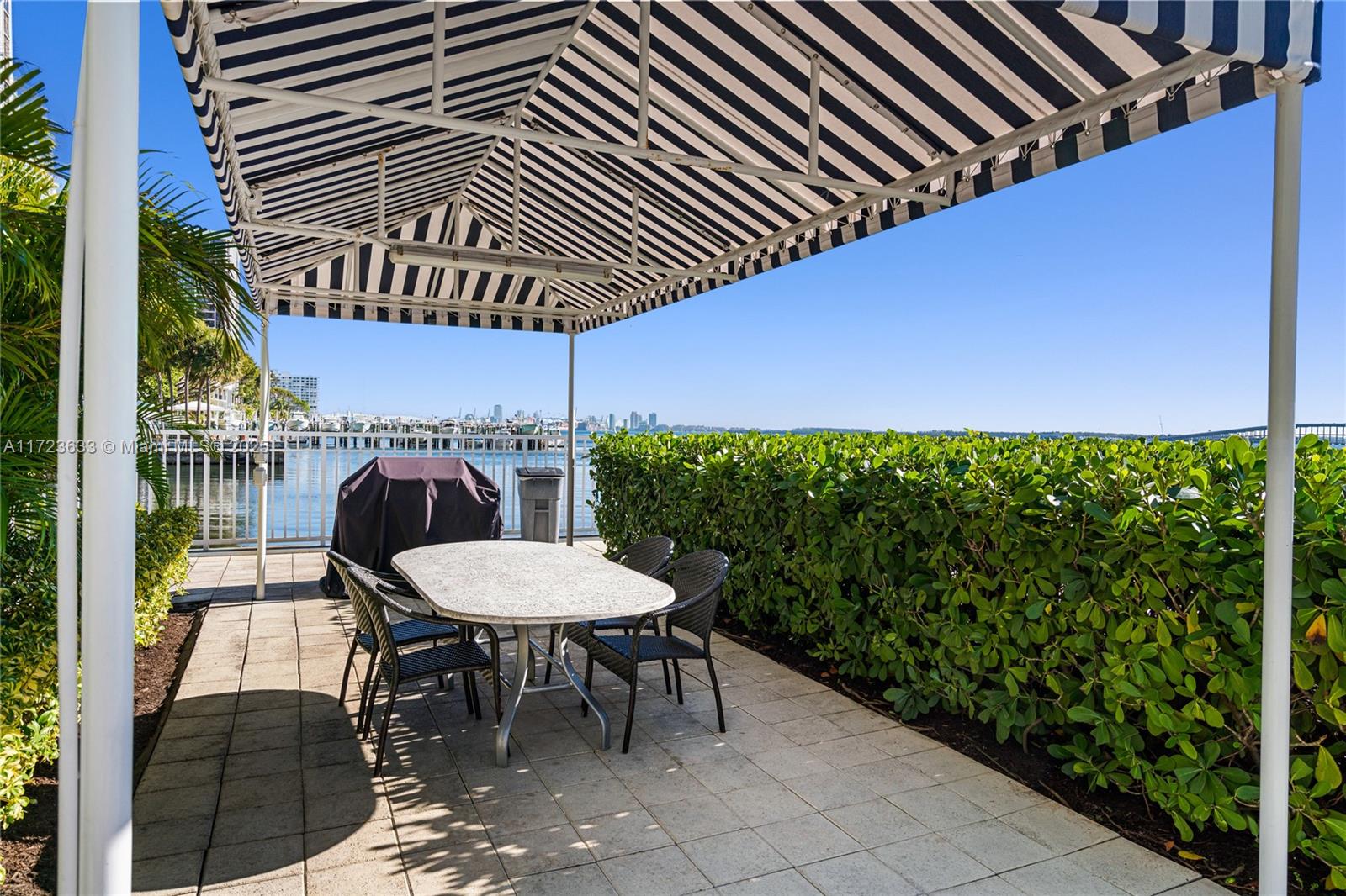2101 Brickell Ave #605, Miami FL 33129