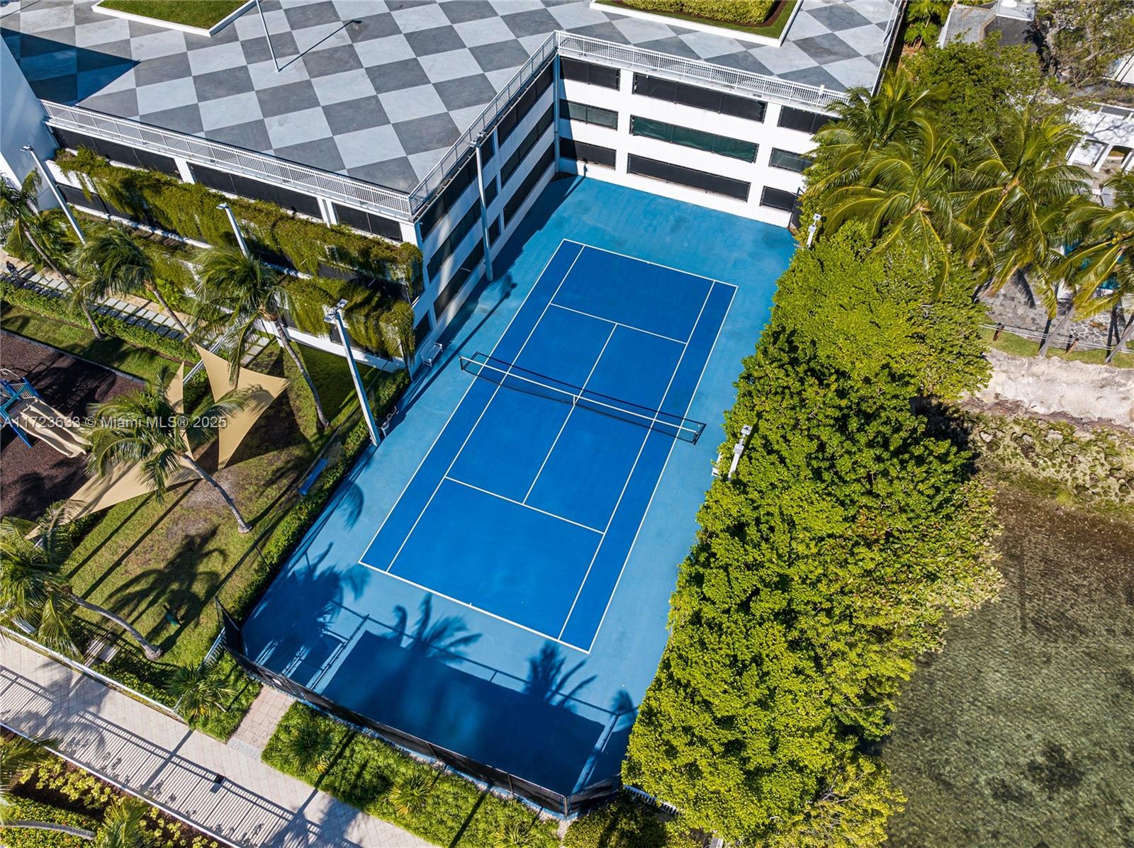 2101 Brickell Ave #605, Miami FL 33129