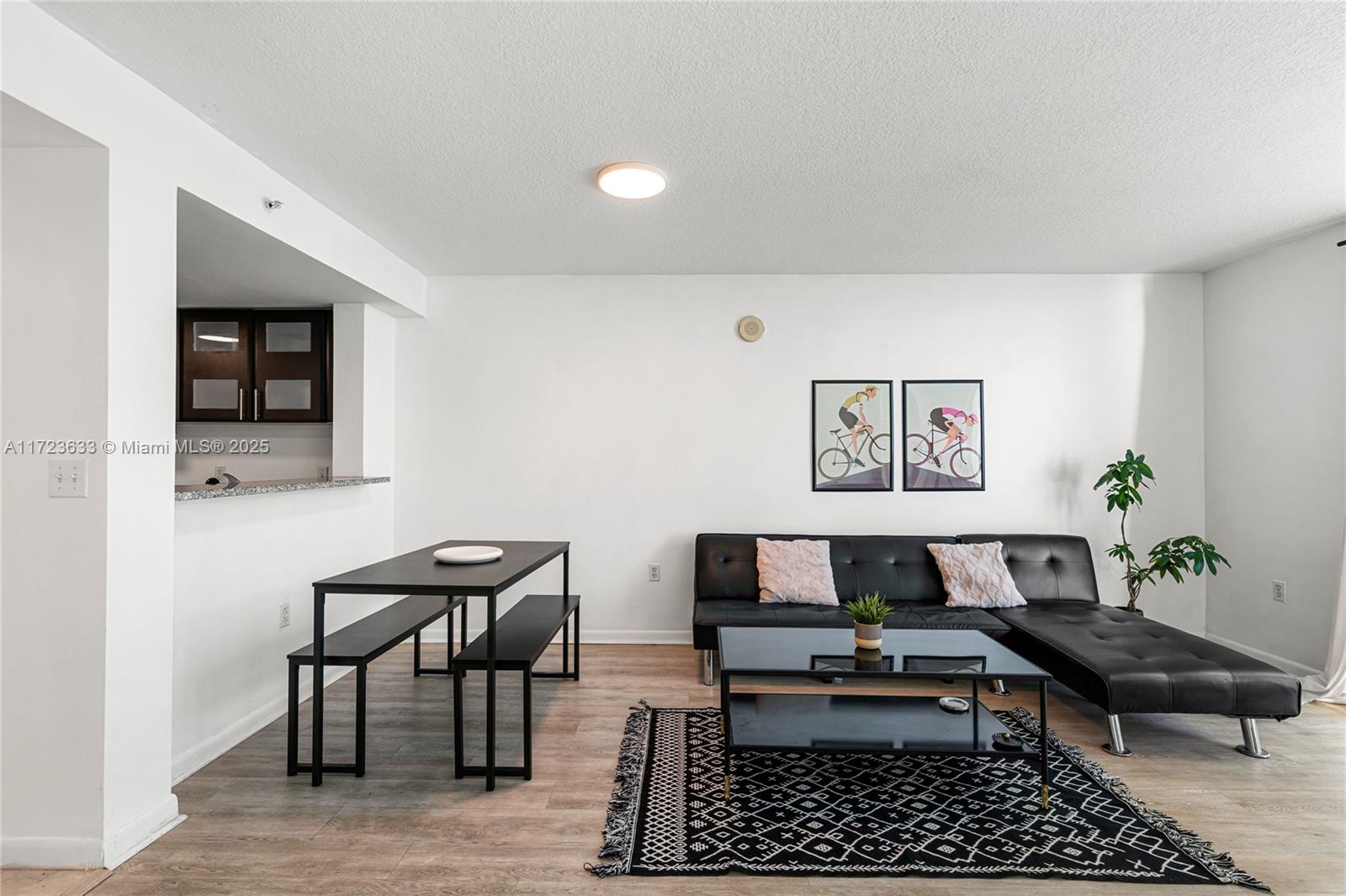 2101 Brickell Ave #605, Miami FL 33129