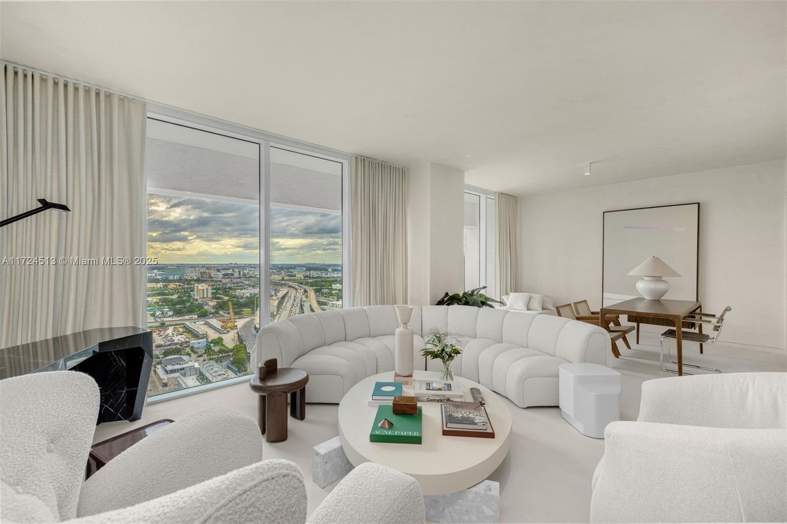 1040 Biscayne Blvd #3007, Miami FL 33132