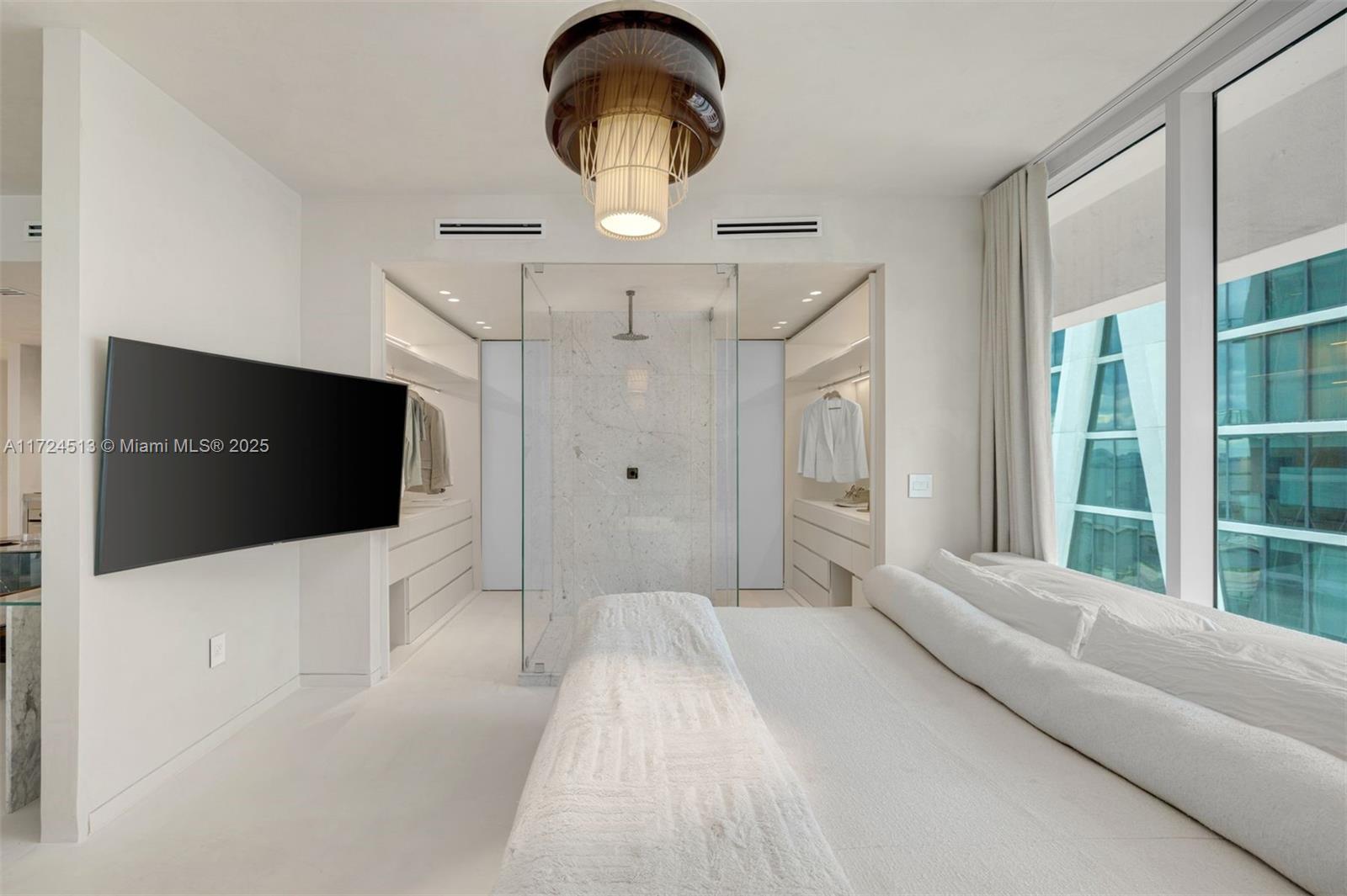 1040 Biscayne Blvd #3007, Miami FL 33132