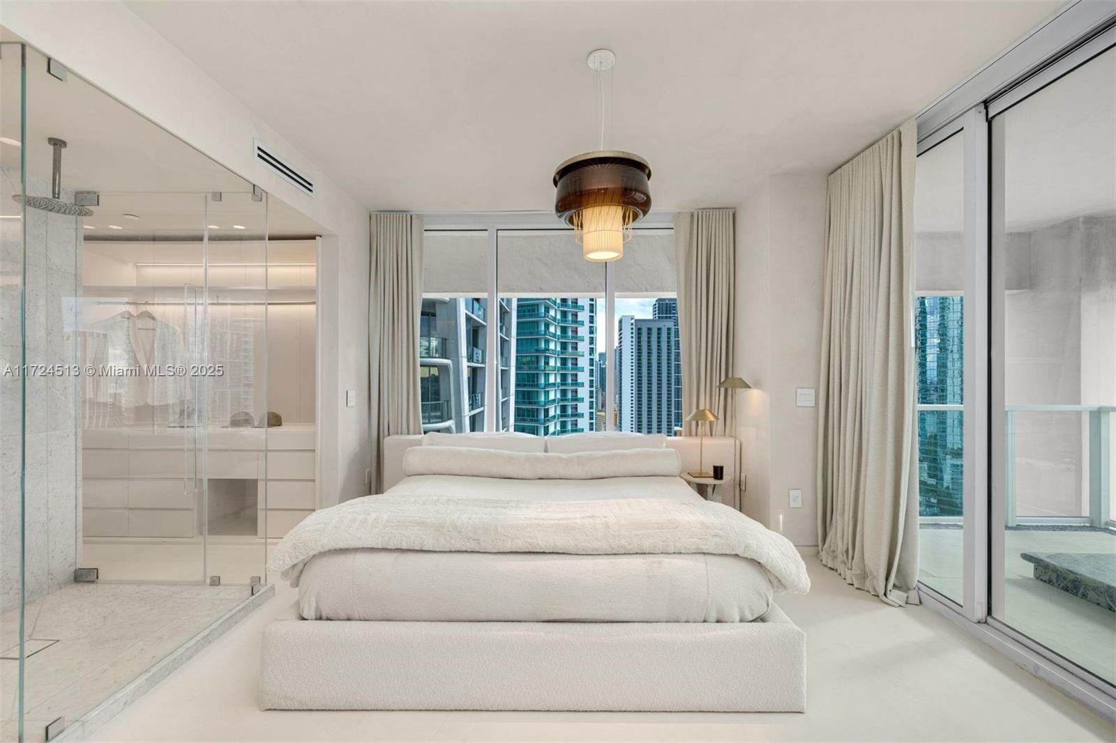 1040 Biscayne Blvd #3007, Miami FL 33132