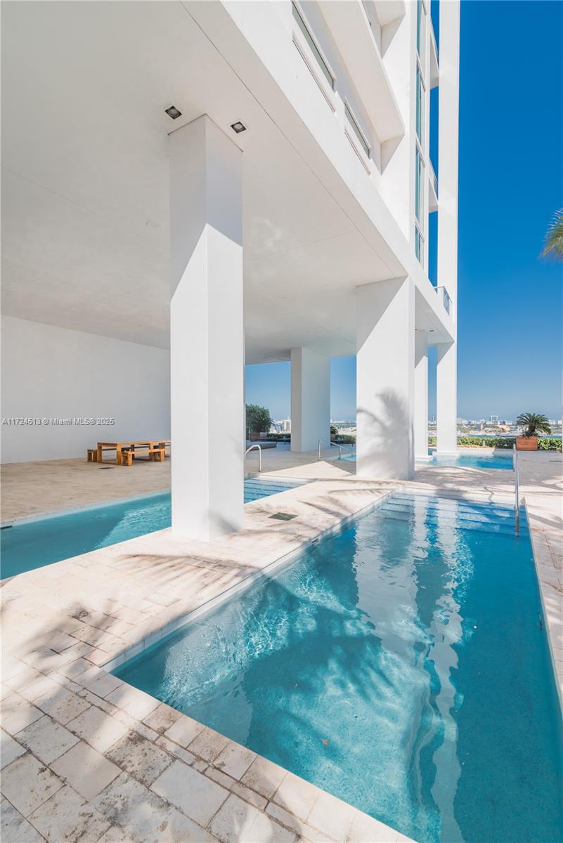 1040 Biscayne Blvd #3007, Miami FL 33132