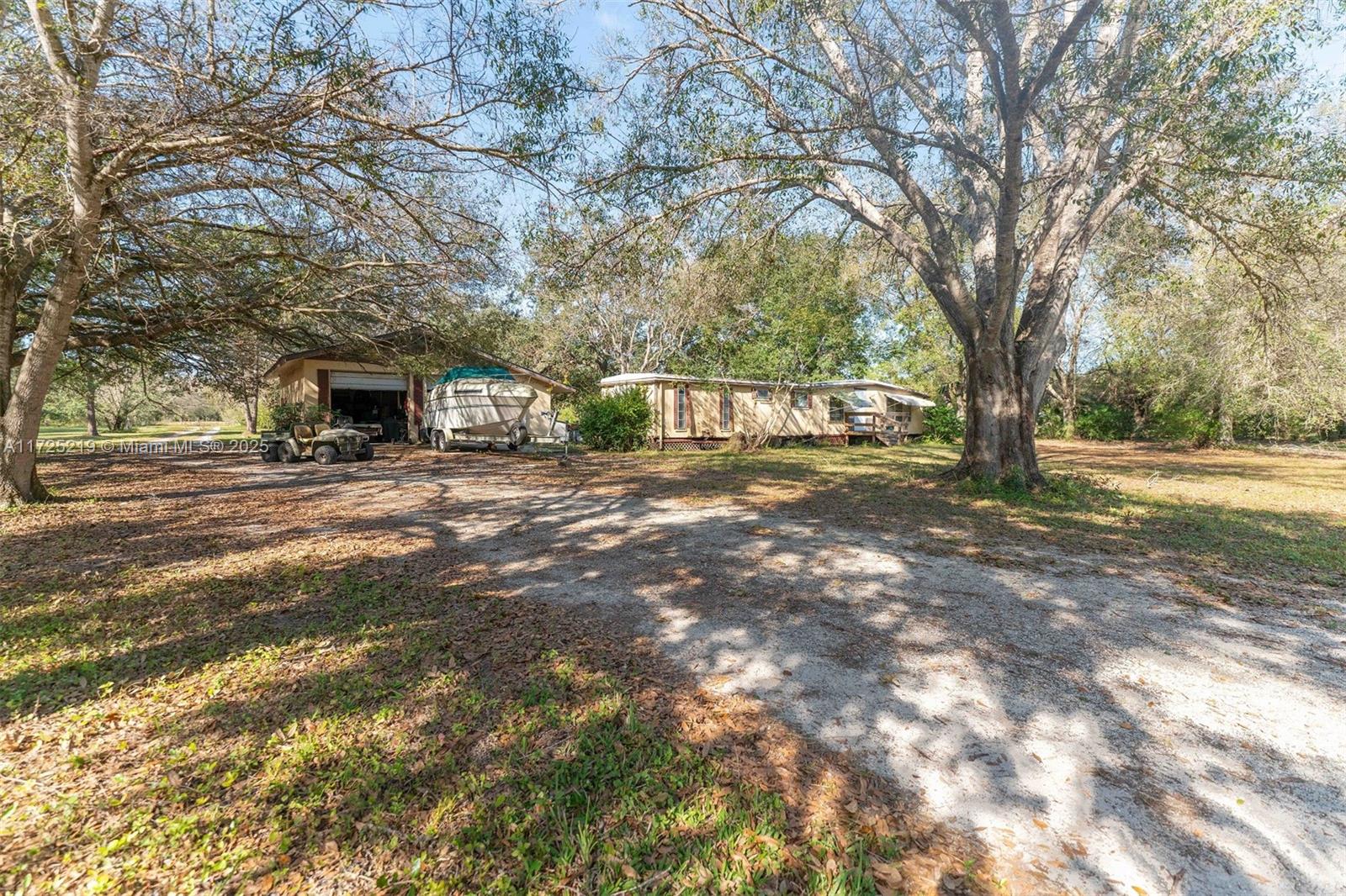 2426 + 2400 Phillips Road, La Belle, Florida image 25