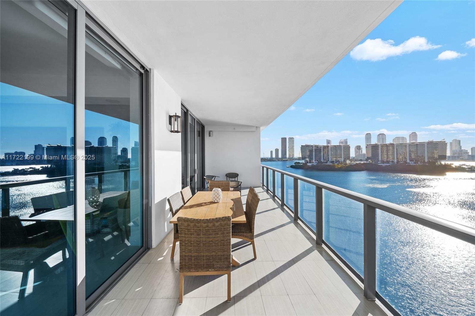 3300 NE 188th St #812, Aventura FL 33180