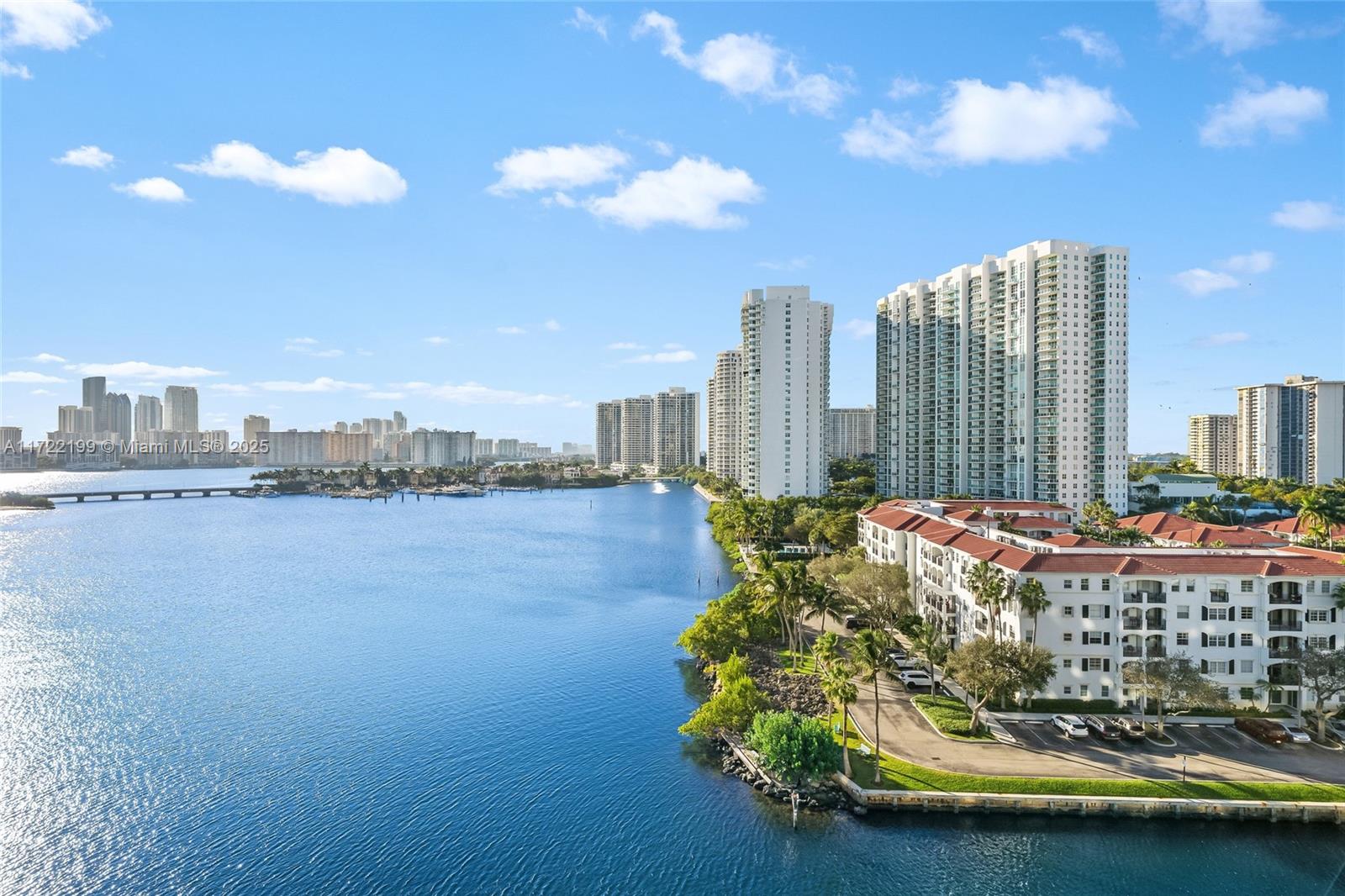 3300 NE 188th St #812, Aventura FL 33180