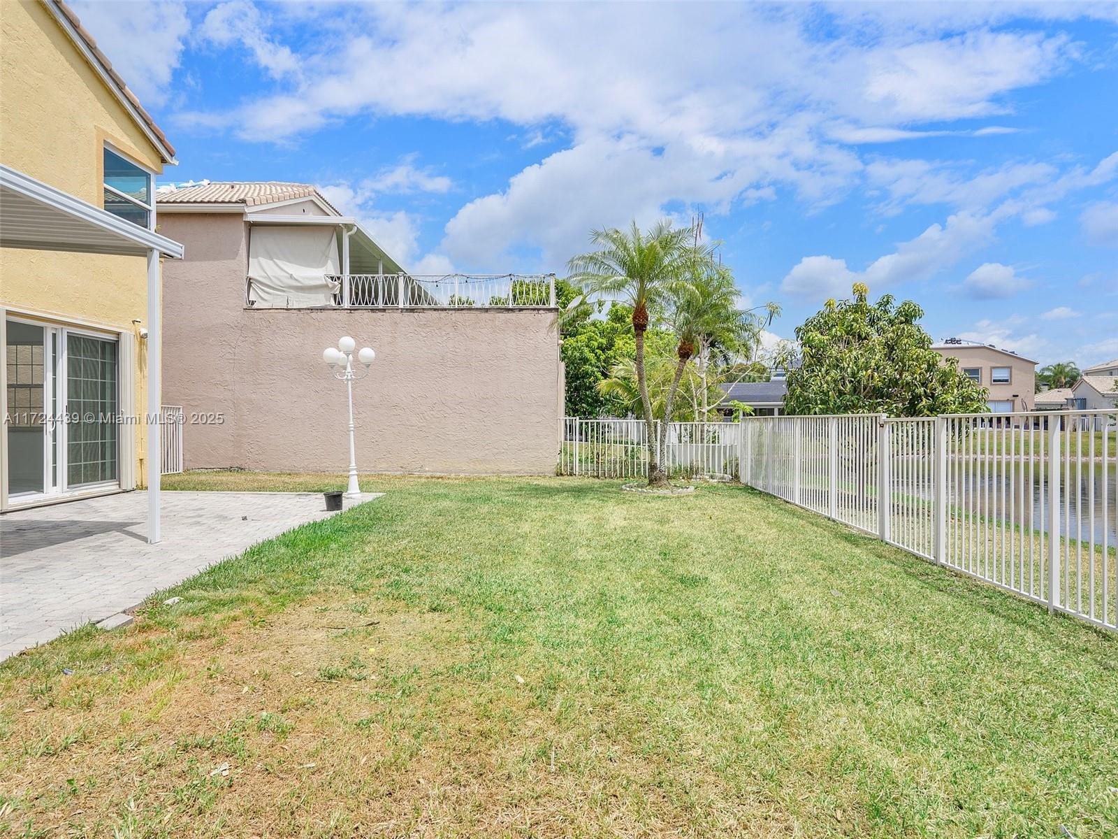 397 NW 156th Ln, Pembroke Pines, Florida image 39