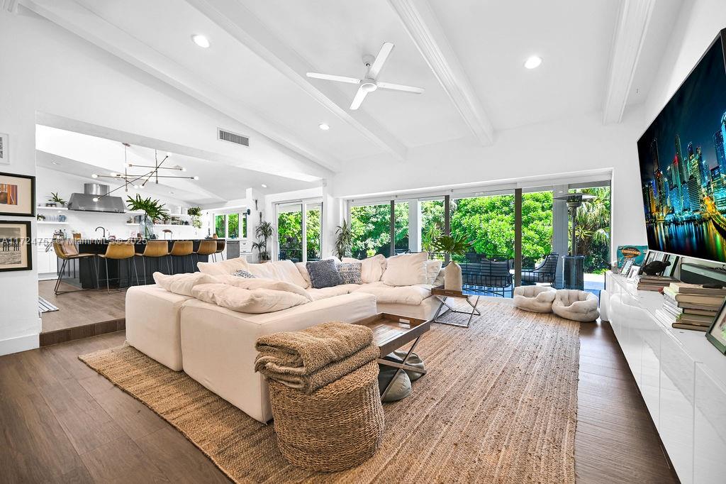 7761 SW 170th St  For Sale A11724757, FL