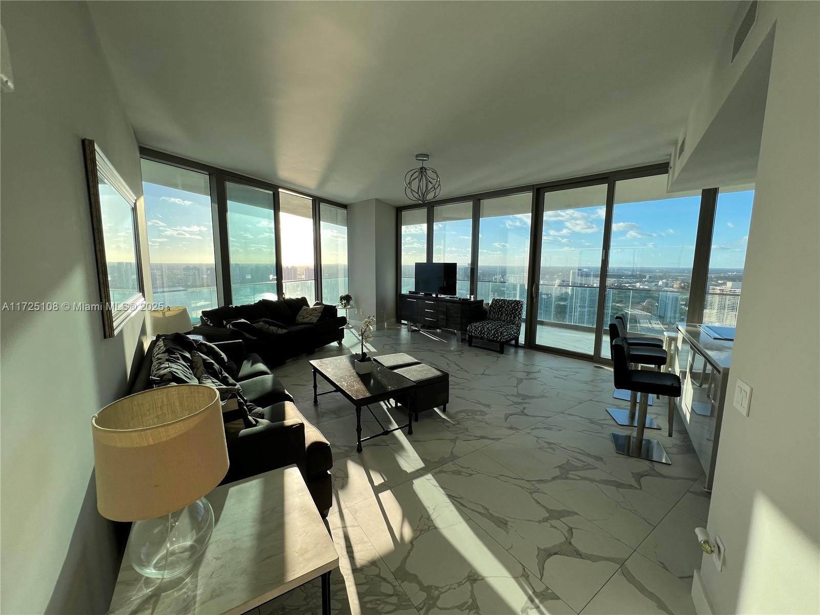 18975 Collins Ave #3705, Sunny Isles Beach, Florida image 2