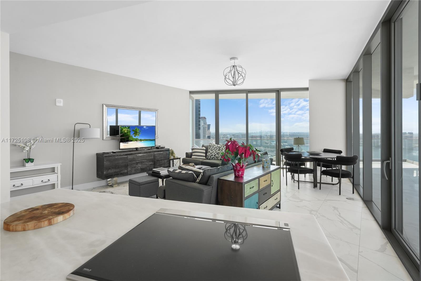 18975 Collins Ave #3705, Sunny Isles Beach, Florida image 3