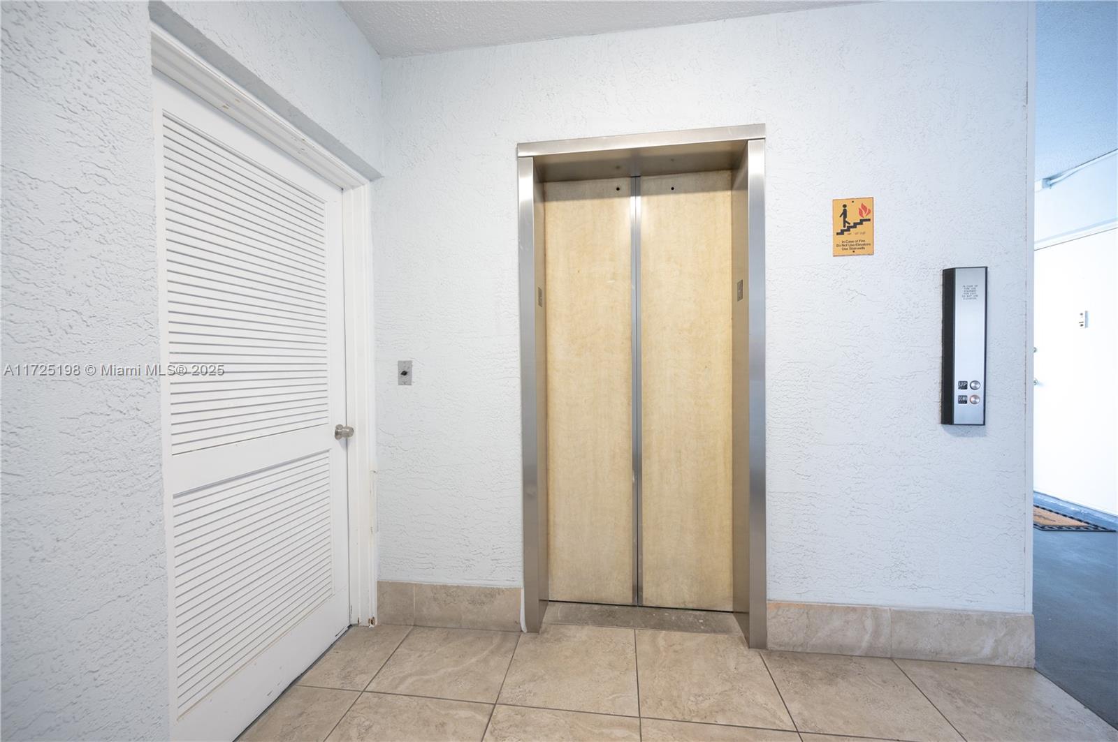 1000 NE 14th Ave #404, Hallandale Beach, Florida image 25