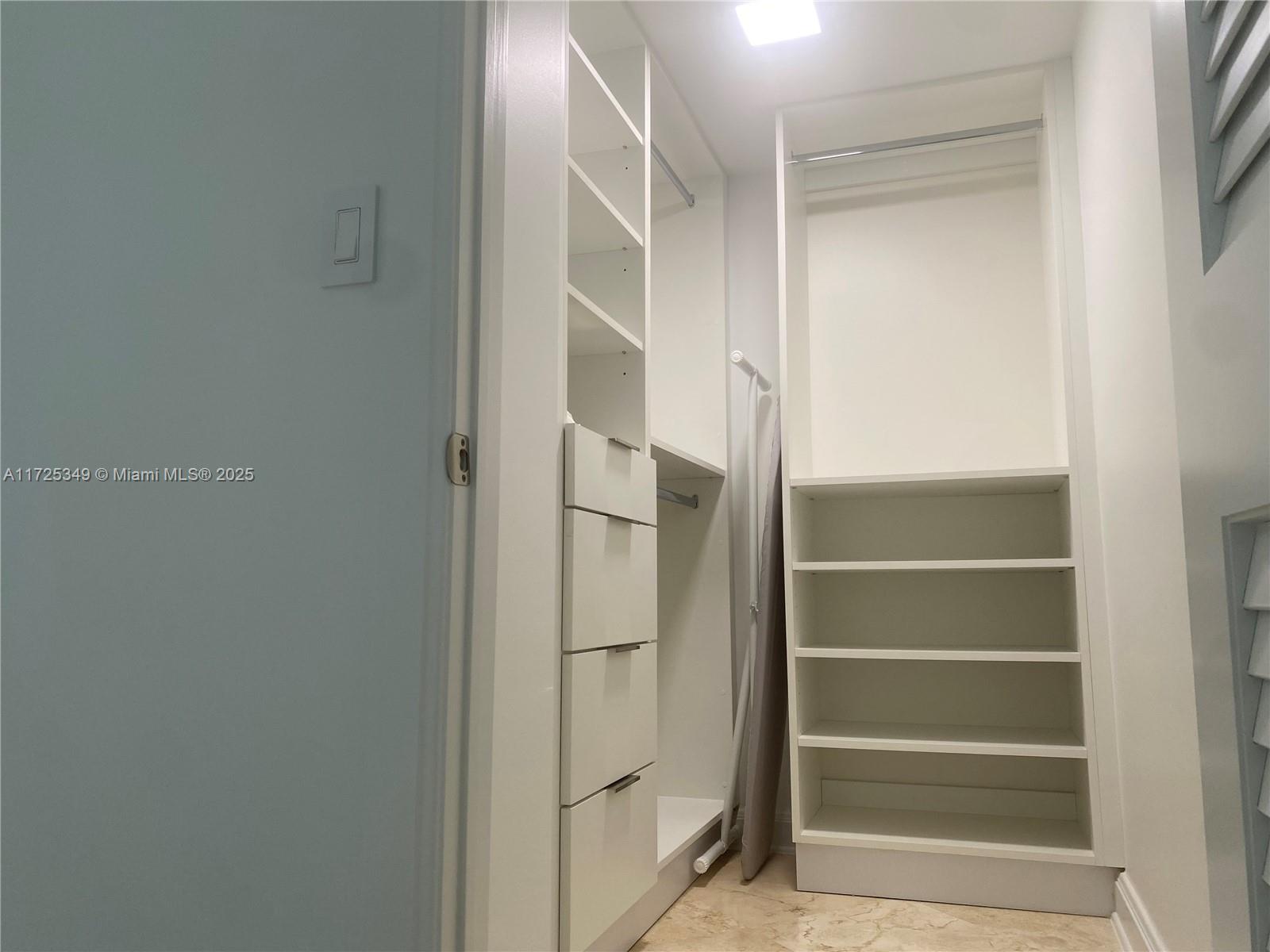 2951 S Bayshore Dr #913, Miami FL 33133