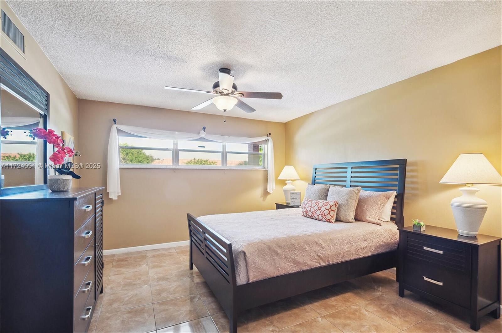 8940 S Hollybrook Blvd #304, Pembroke Pines, Florida image 11