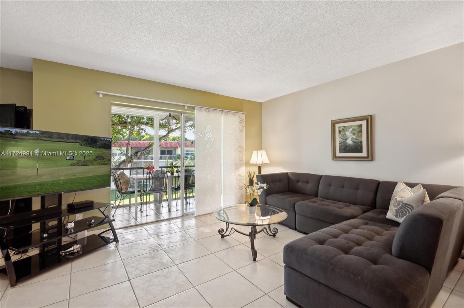 8940 S Hollybrook Blvd #304, Pembroke Pines, Florida image 7