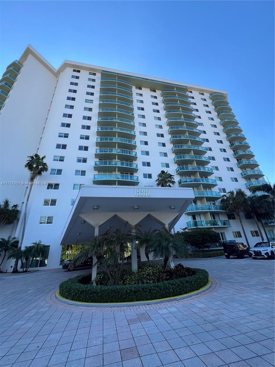 19380 Collins Ave #1402, Sunny Isles Beach, Florida image 4