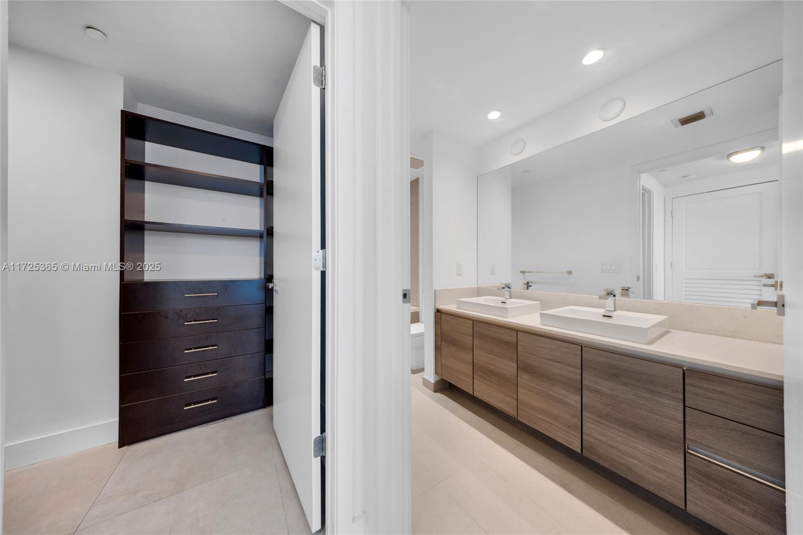 1080 Brickell Ave #311, Miami FL 33131