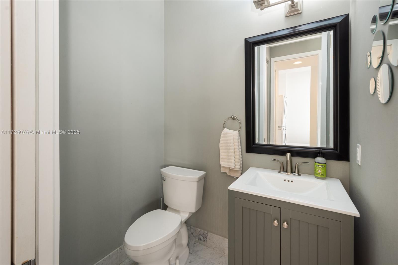 Listing Photo 10
