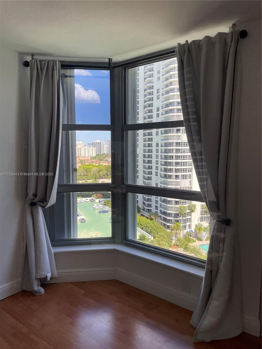 3530 Mystic Pointe Dr #1509, Aventura FL 33180