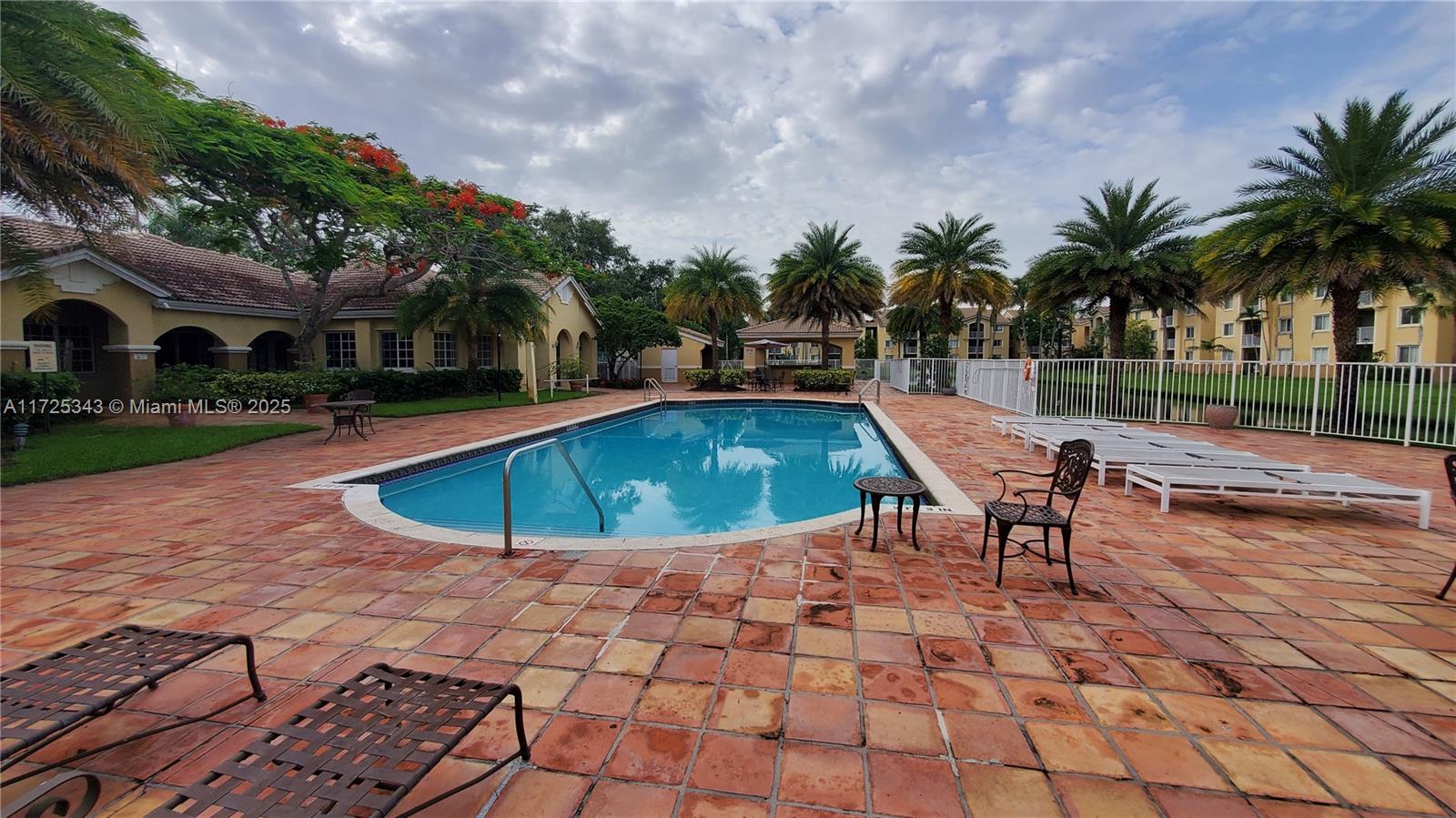 2600 S University Dr #218, Davie, Florida image 23