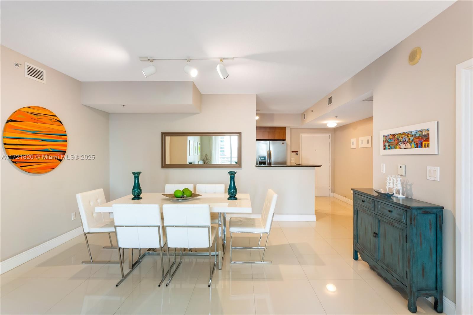 335 S Biscayne Blvd #1505, Miami FL 33131