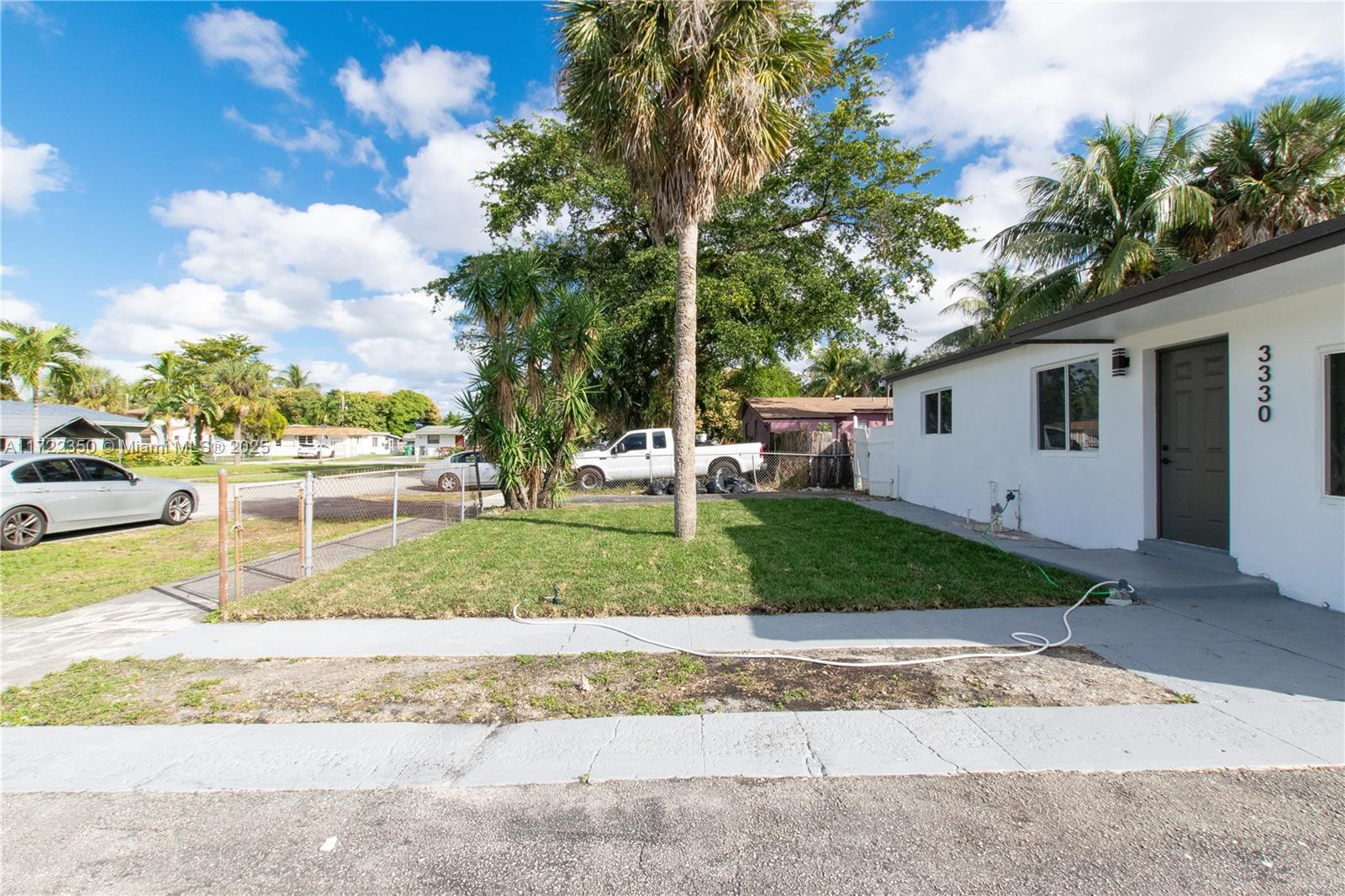 3330 NW 8th Pl, Lauderhill, Florida image 3