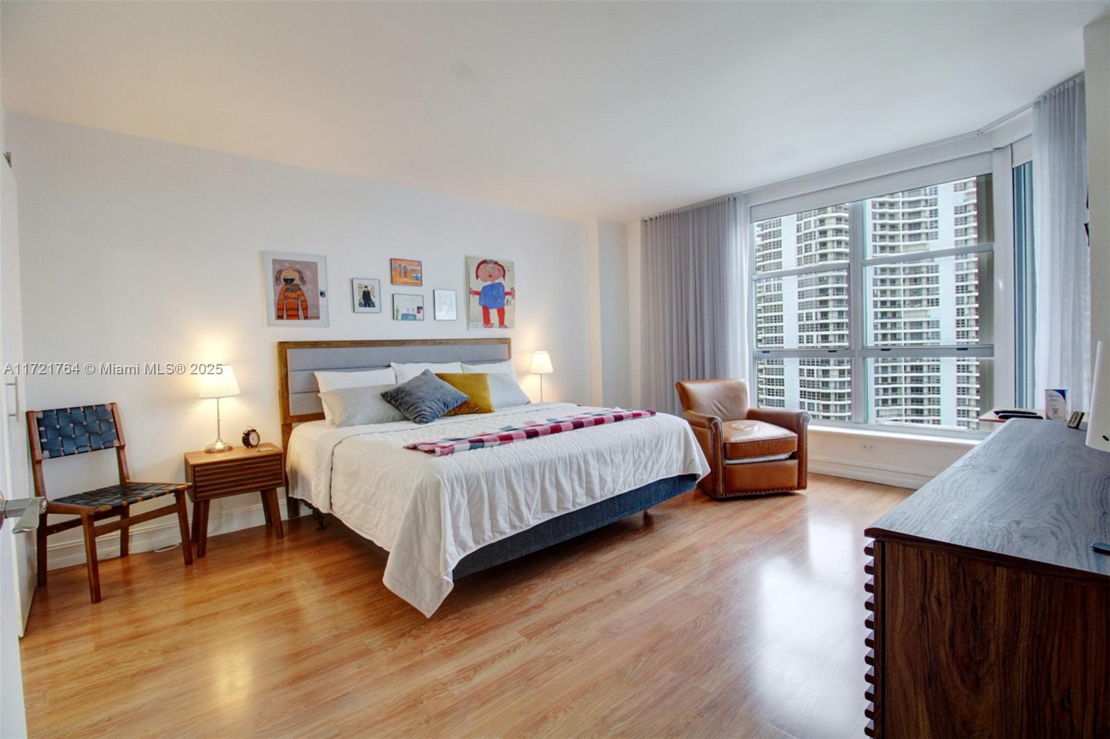 3600 E Mystic Pointe Dr #1617, Aventura FL 33180