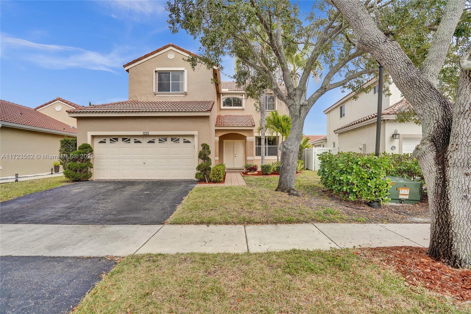 652 Stanton Dr, Weston, Florida image 32