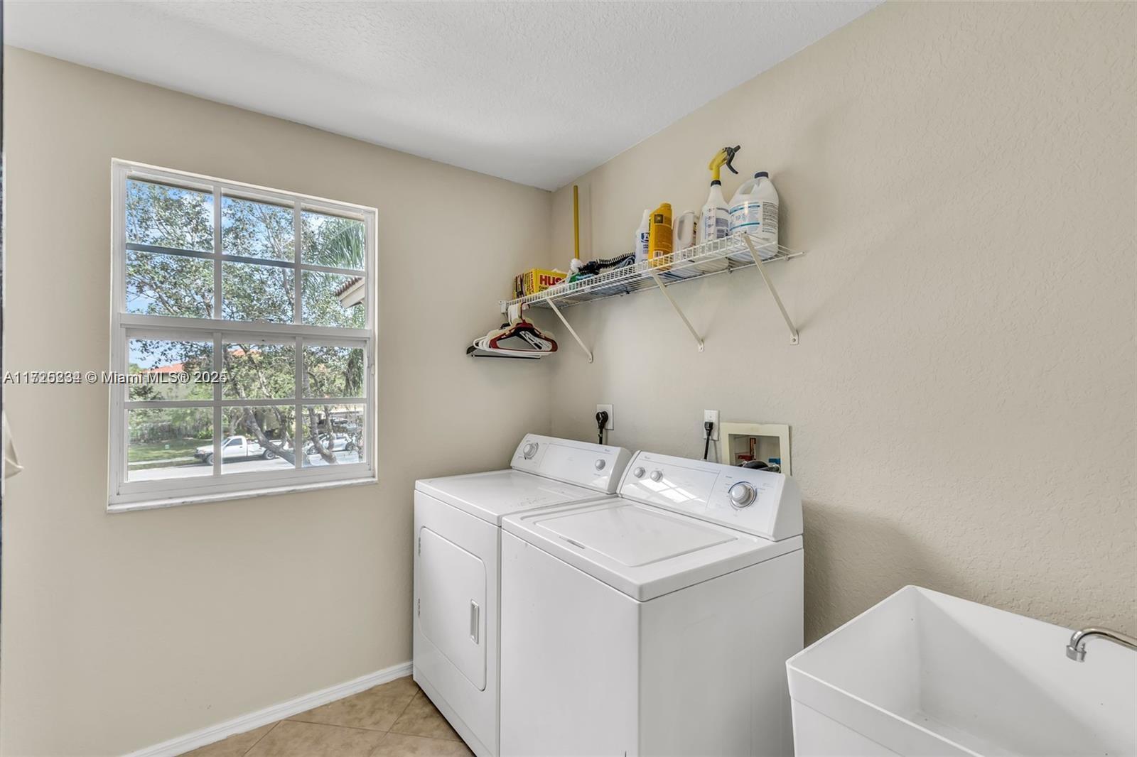 4499 W Whitewater Ave, Weston, Florida image 39