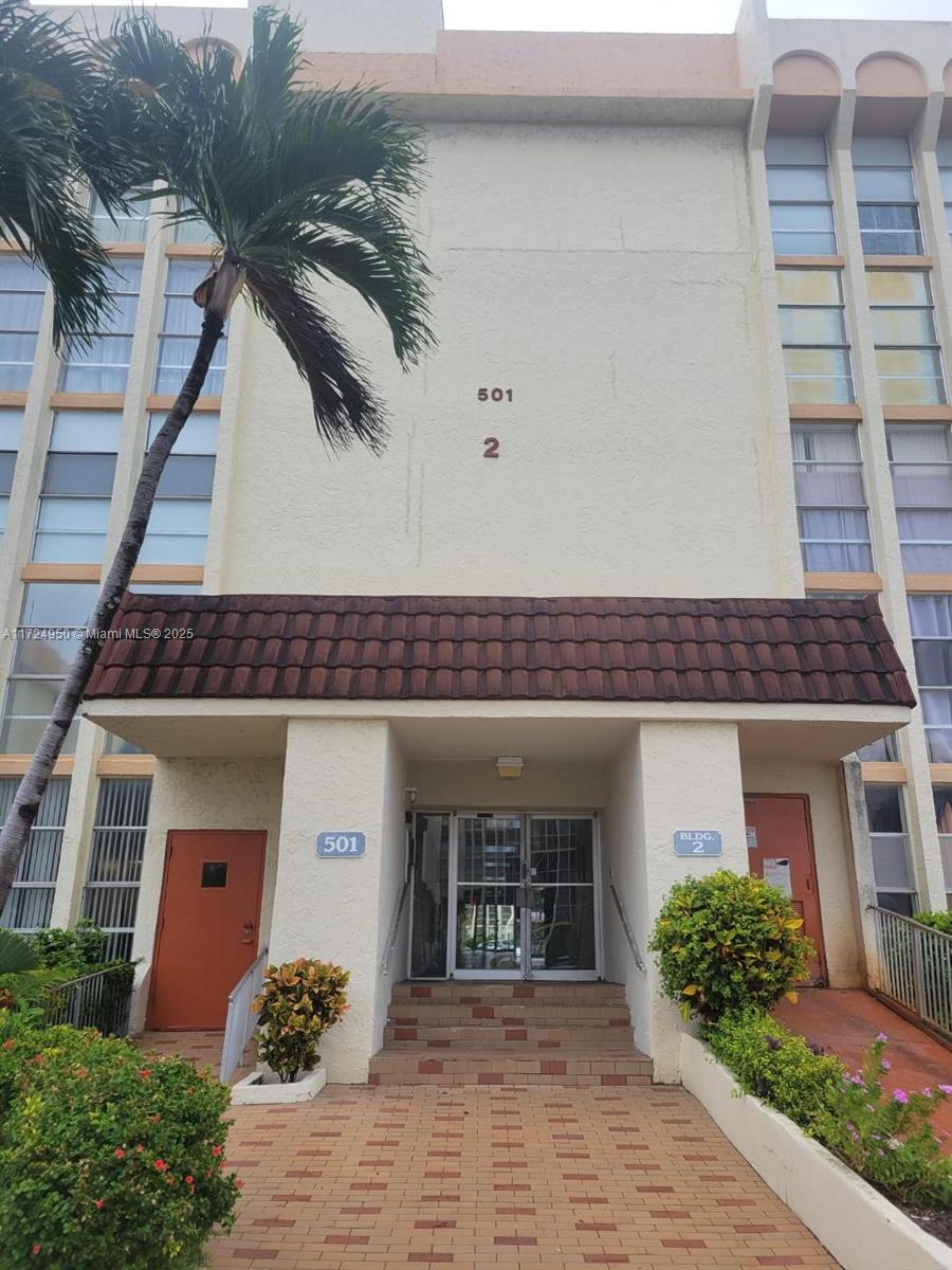 501 Three Islands Blvd #418, Hallandale Beach, Florida image 13