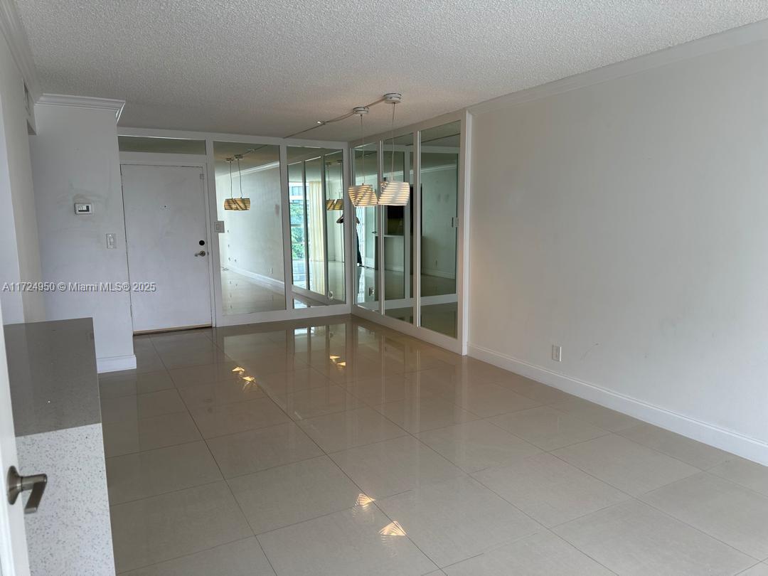 501 Three Islands Blvd #418, Hallandale Beach, Florida image 3