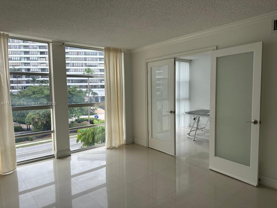 501 Three Islands Blvd #418, Hallandale Beach, Florida image 5